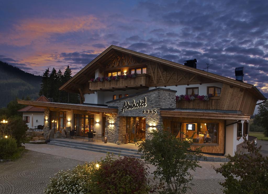 Almhotel Told Грен Экстерьер фото